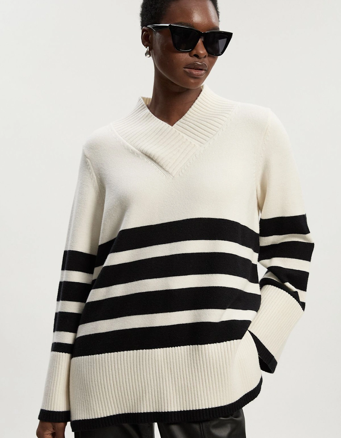 Stripe V Neck Split Hem Knitted Jumper, 2 of 1