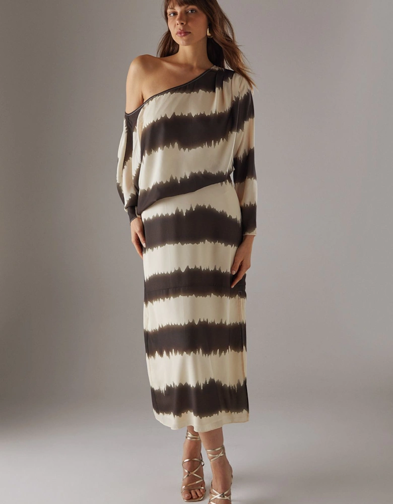 Print Georgette Fallen Shoulder Midi Dress