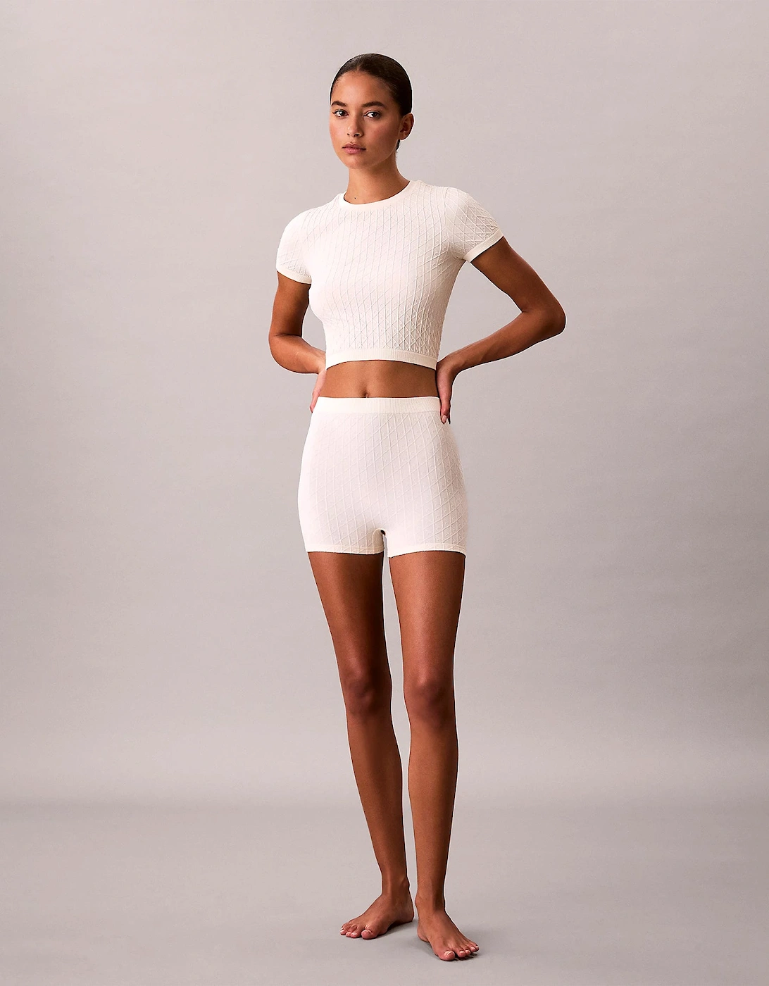 SEAMLESS TEE Womens Printed CK Knit T-Shirt Ivory