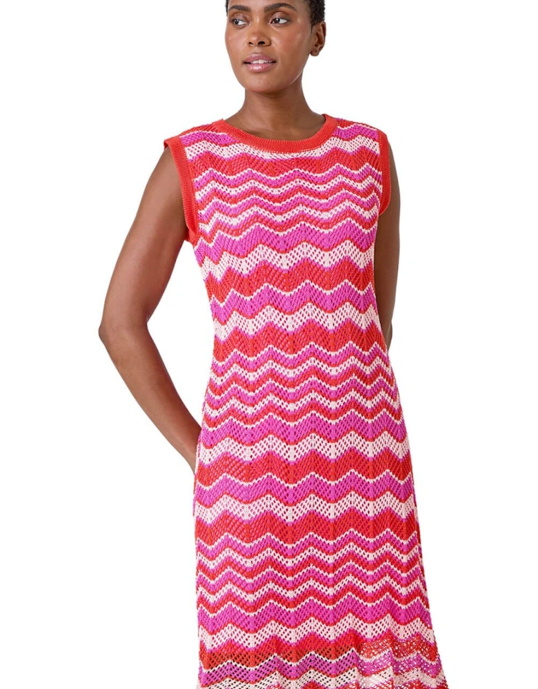 Zig Zag Print Knitted Shift Dress