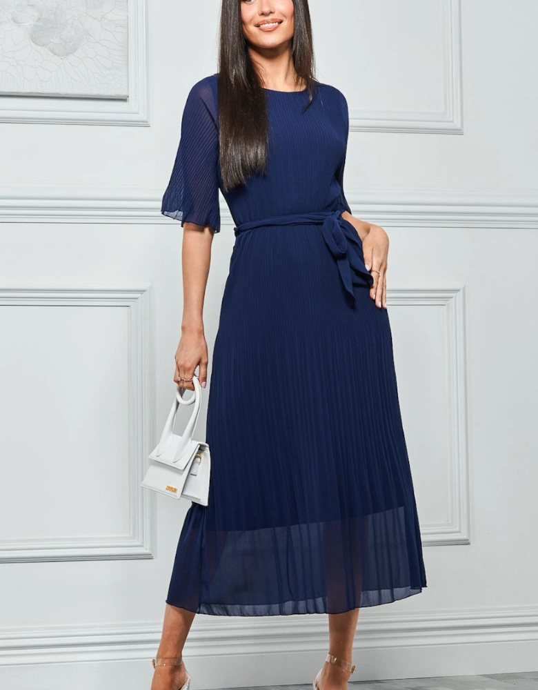 Qynn Chiffon Pleated Maxi Dress