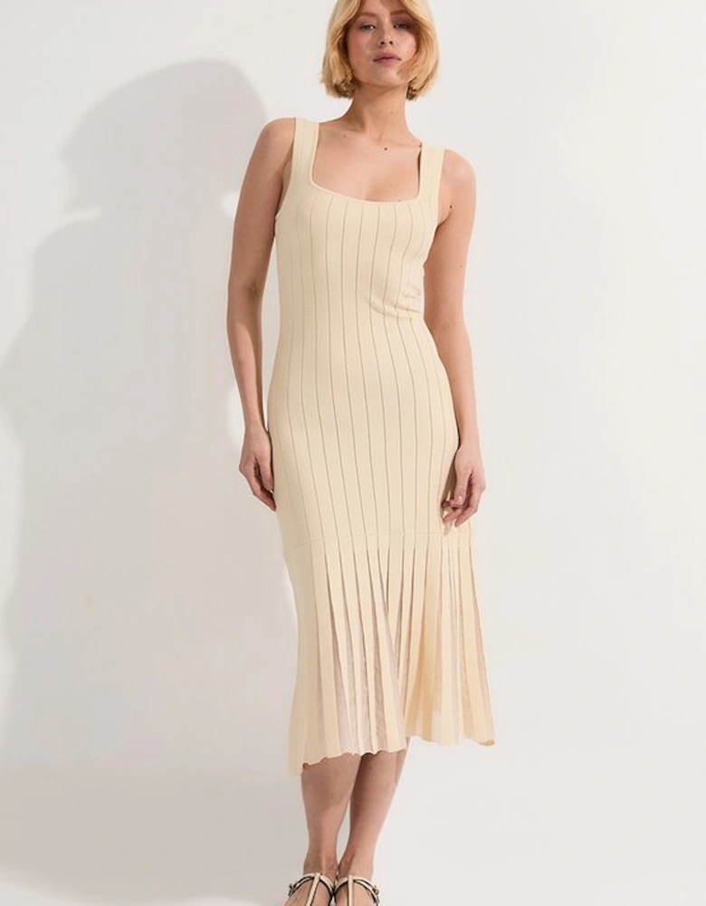 Compact Stretch Square Neck Knitted Flippy Dress