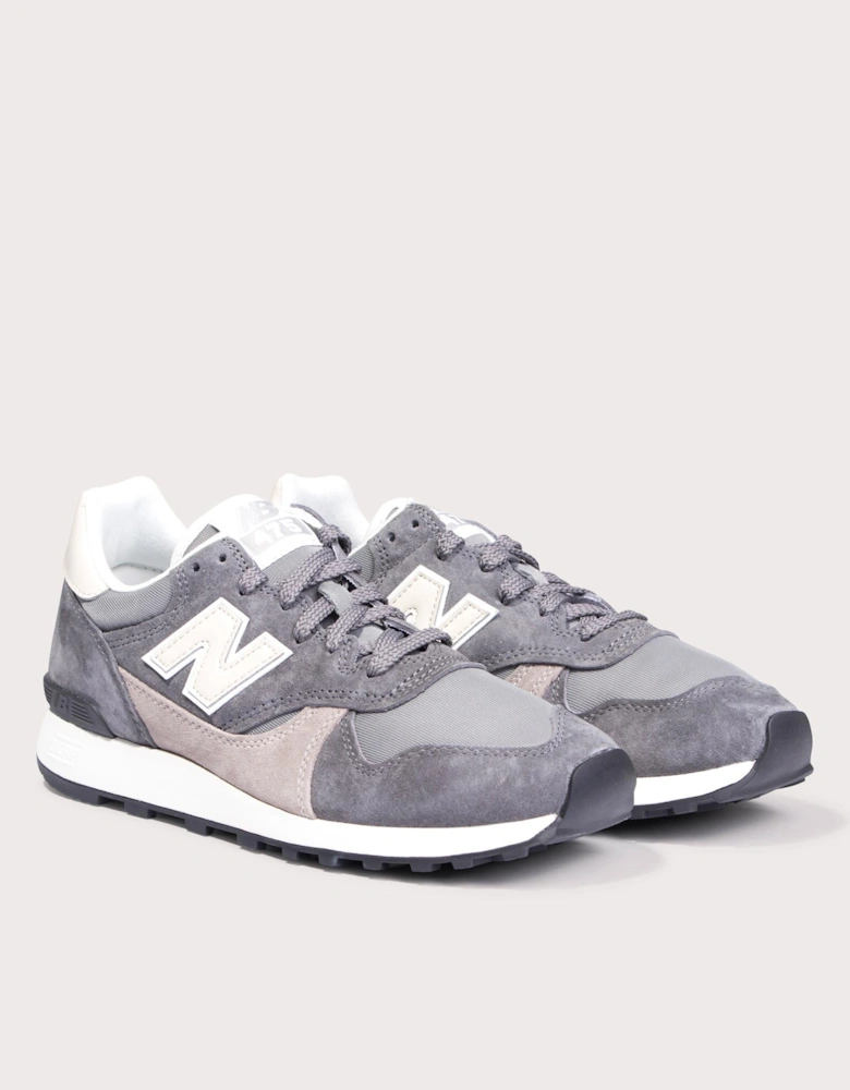 475 Sneakers