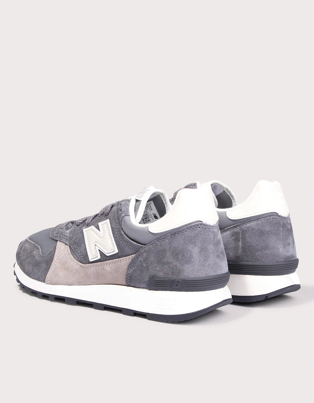 475 Sneakers