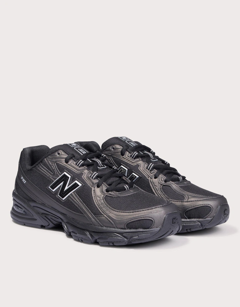 740 Sneakers