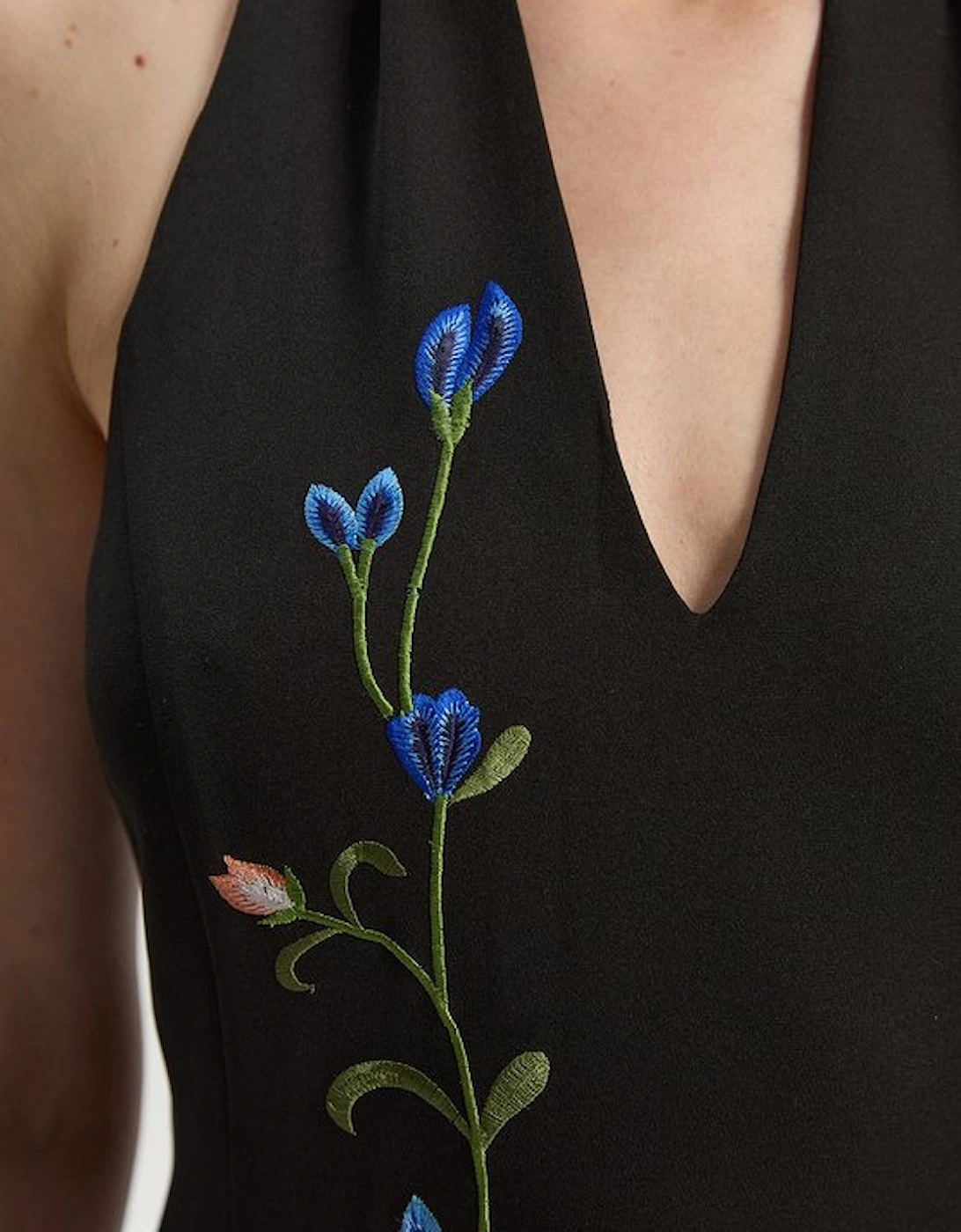 Placed Floral Halter Embroidered Crepe Woven Maxi Dress