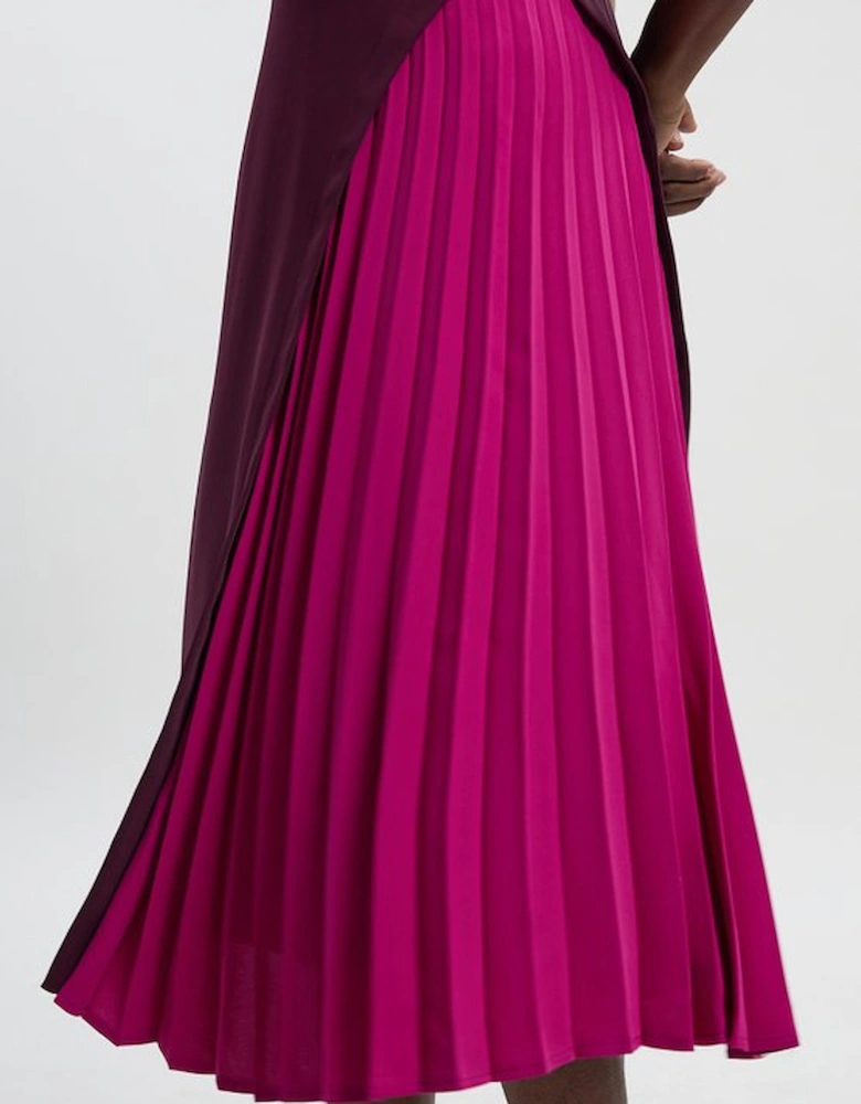 Soft Tailored Colour Block Pleated Side Sleeveless Midi Dress