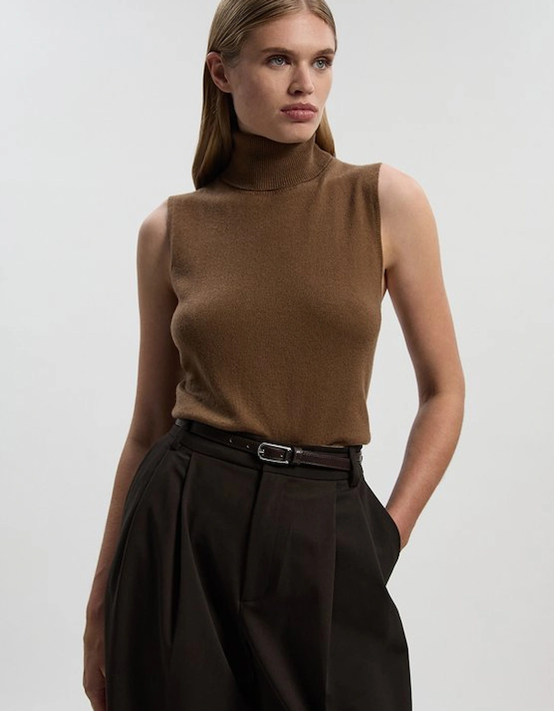 Cashmere Wool Blend Sleeveless Roll Neck Knit Top