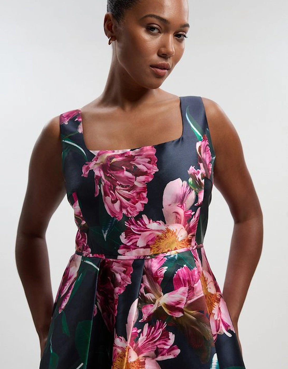 Plus Size Romantic Floral Print Prom Woven Maxi Dress