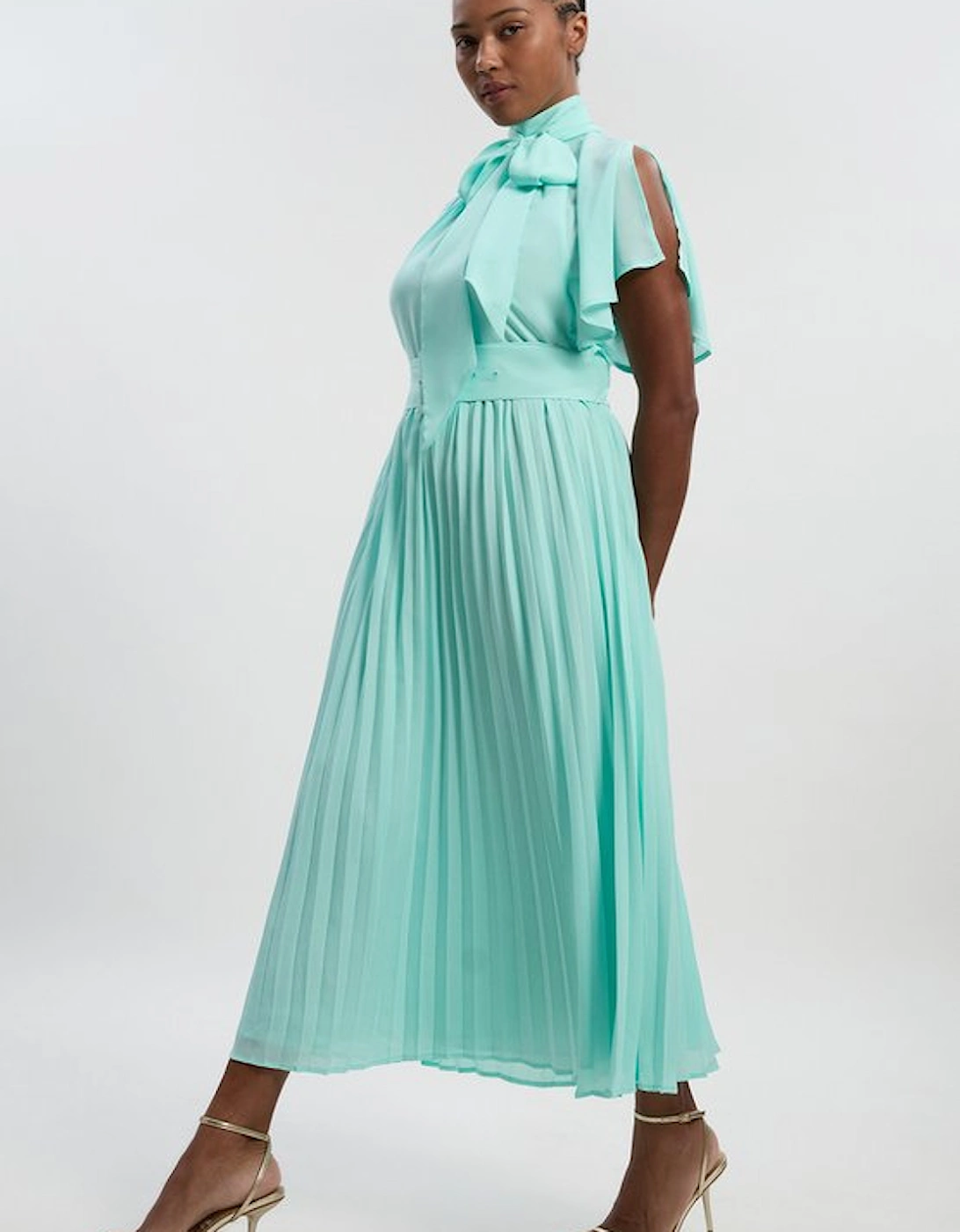 Plus Size Georgette Tie Neck Woven Midi Dress