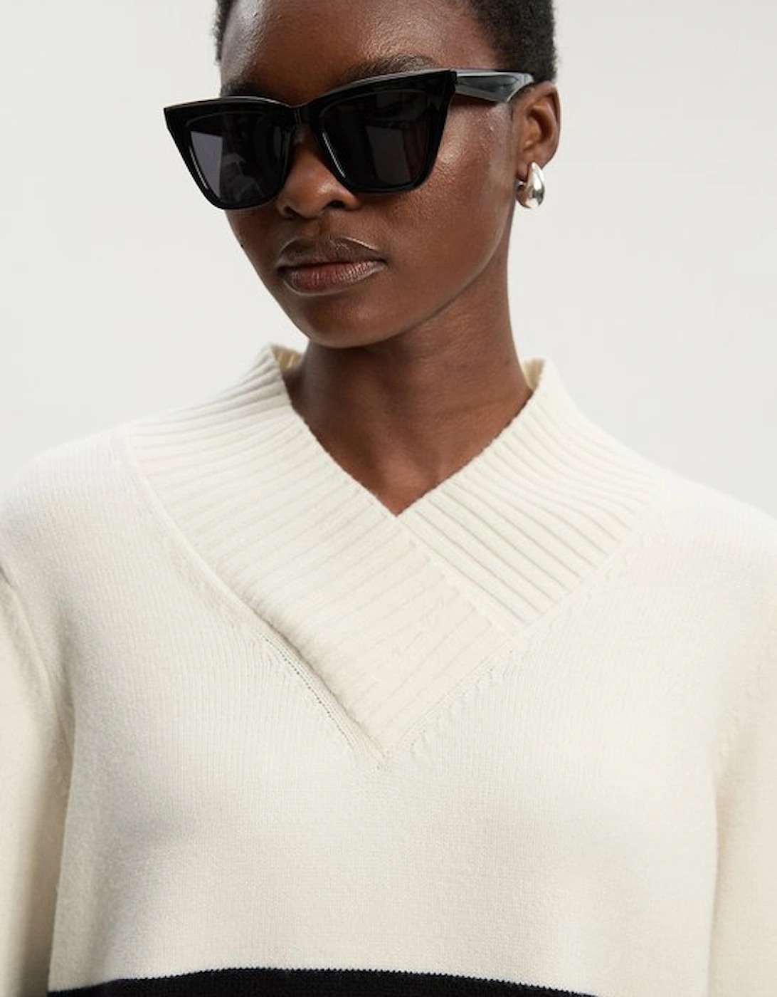 Stripe V Neck Split Hem Knitted Jumper