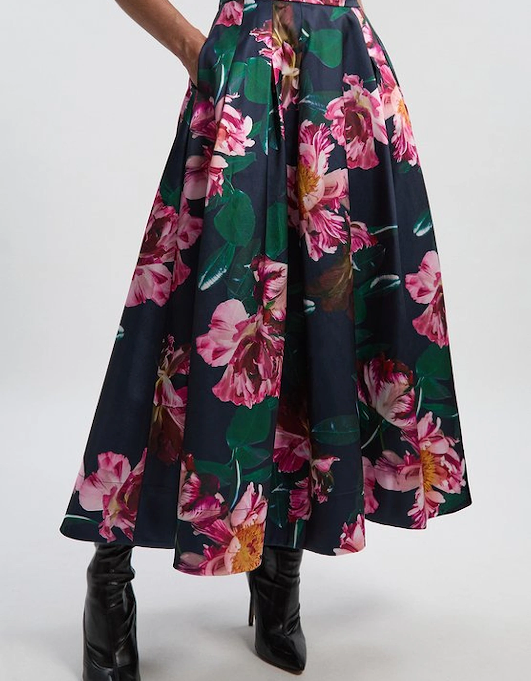 Petite Romantic Floral Print Prom Woven Maxi Dress