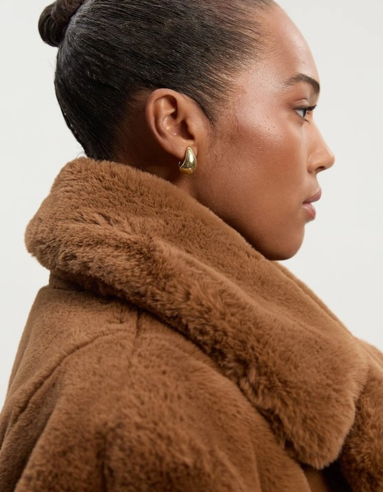 Plus Size Faux Fur Buttoned Short Coat