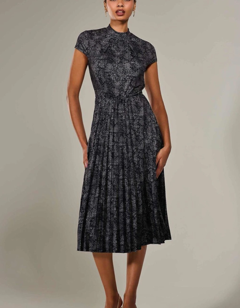 Jersey Capped Sleeve Pleated Midi Dress