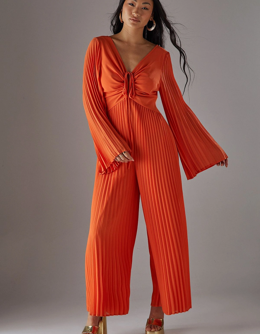 Petite Chiffon Pleated Keyhole Flared Sleeve Jumpsuit, 2 of 1