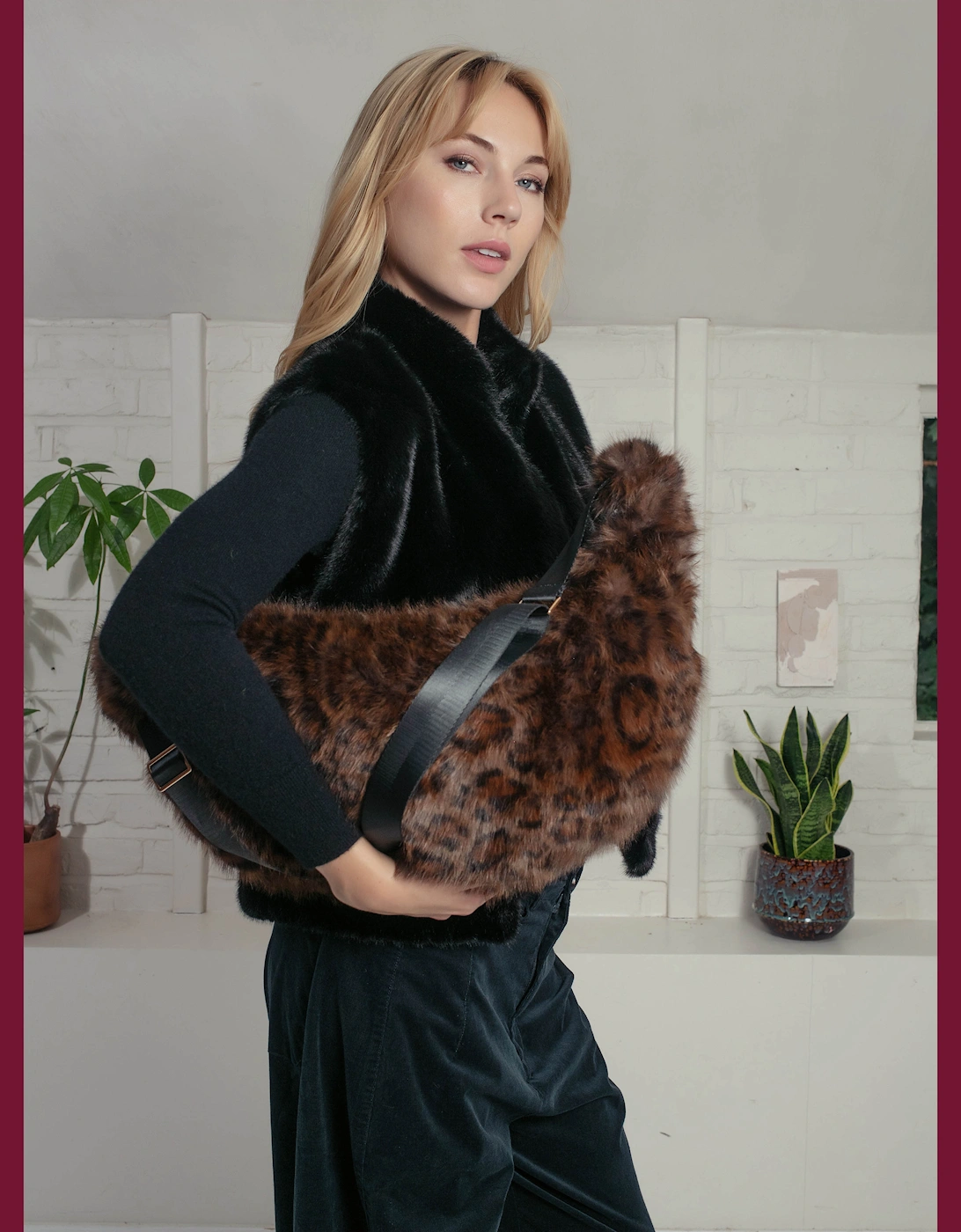 Sasha Slouch Bag In Chocolate Leo