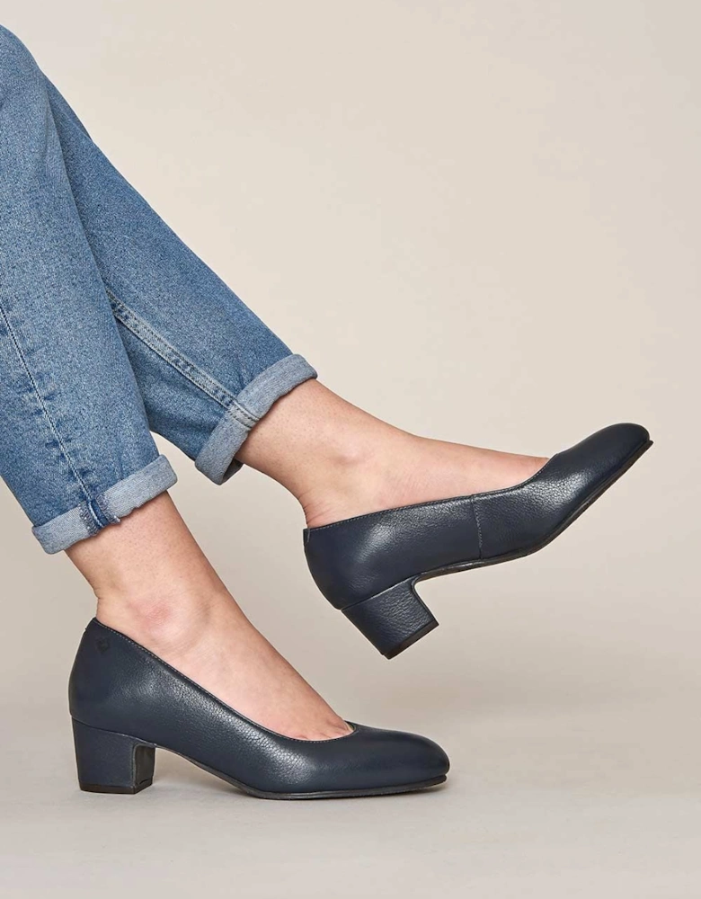 'Keel' Ladies Court Shoe