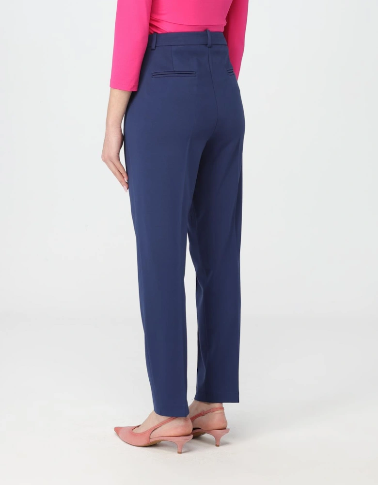 Versatile Mid-Rise Slim-Fit Trousers for Everyday Wear