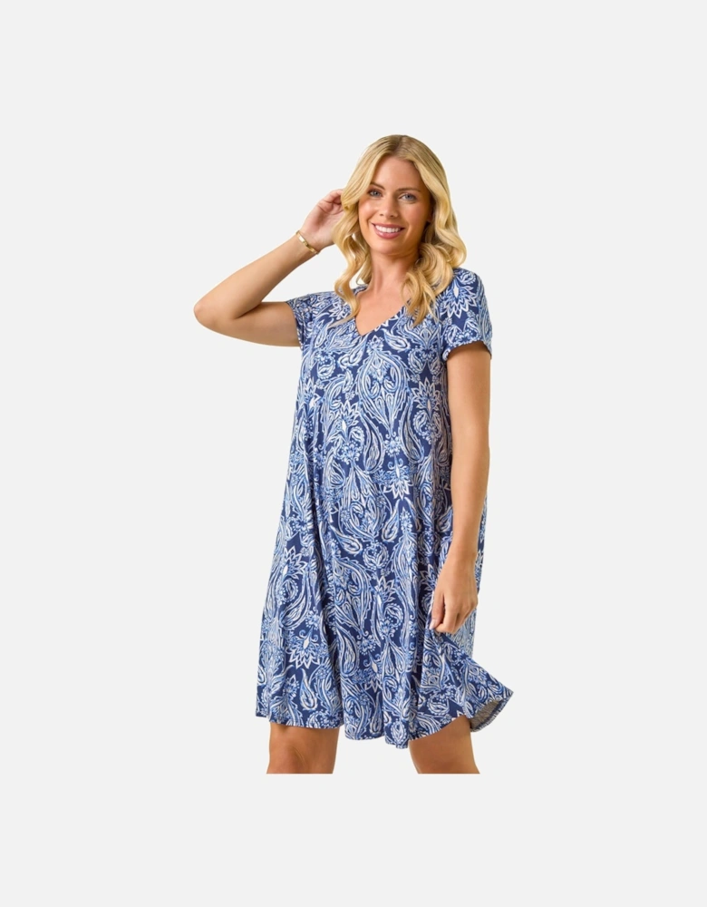 Petite Printed V-Neck Pocket Swing Dress