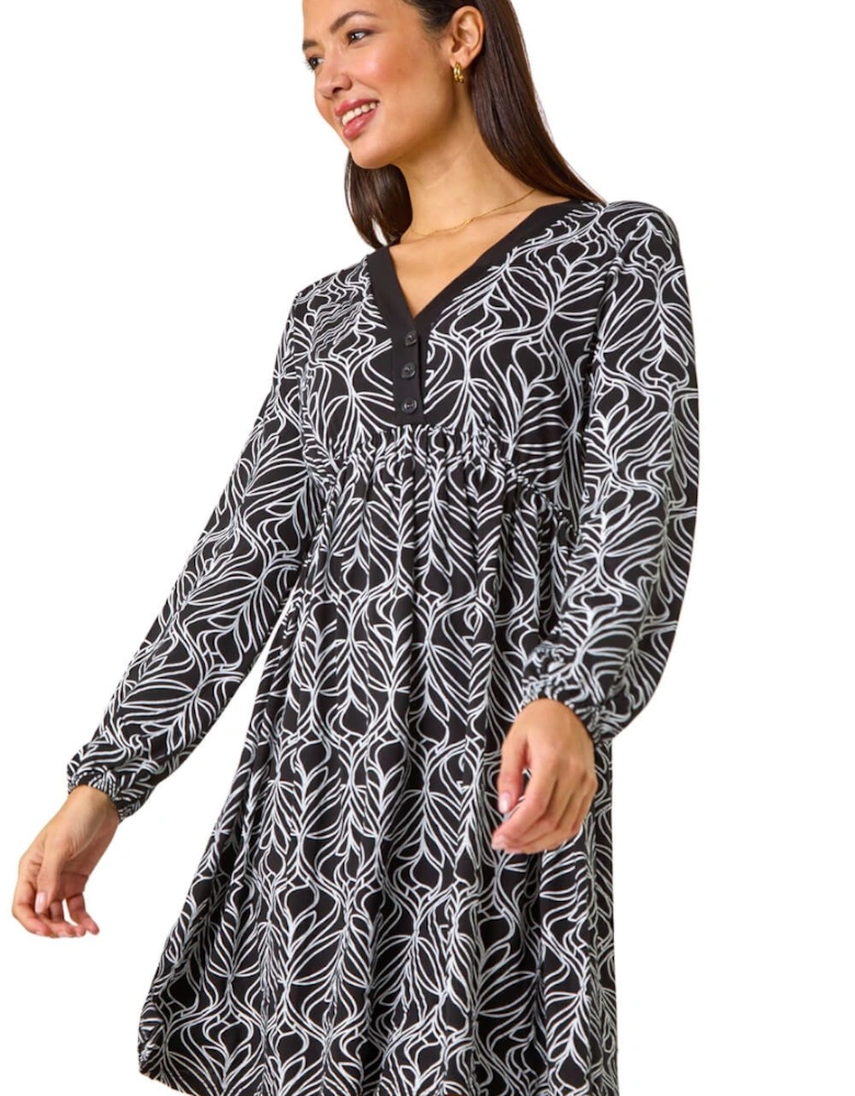 Geometric Print Buttoned Stretch Dress