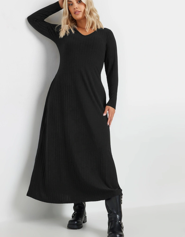 Ribbed Maxi Dress