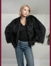 Thumbnail 2 of 4