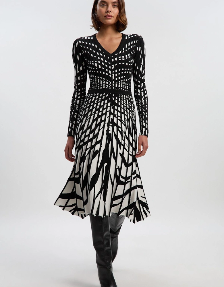 Petite Zebra Jacquard Knit Full Skirted Midi Dress