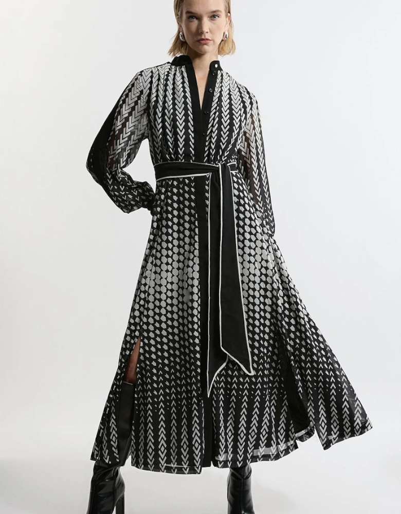 Tipped Border Print Georgette Maxi Dress