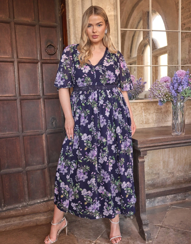 Floral Lace V-Neck Midaxi Dress
