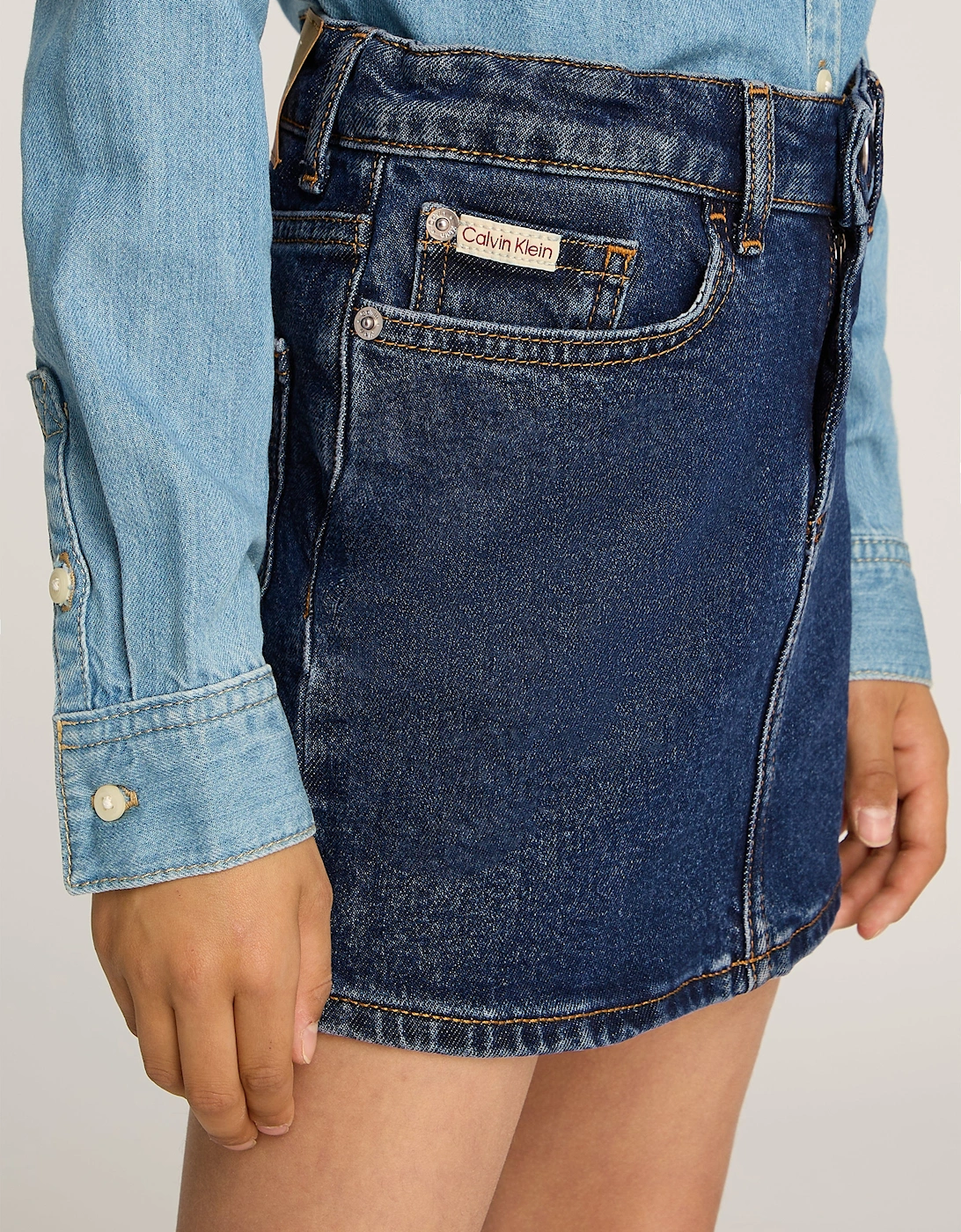 Girls Rinse Denim Mini Skirt in Blue