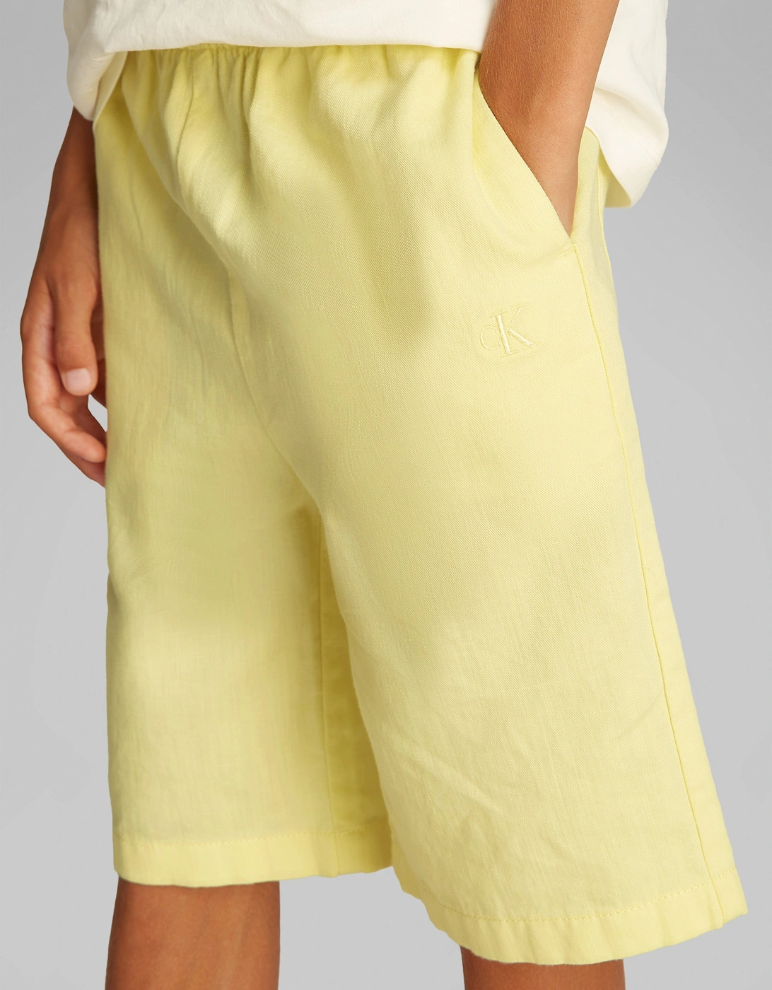 Boys Linen Relaxed Shorts in Yellow