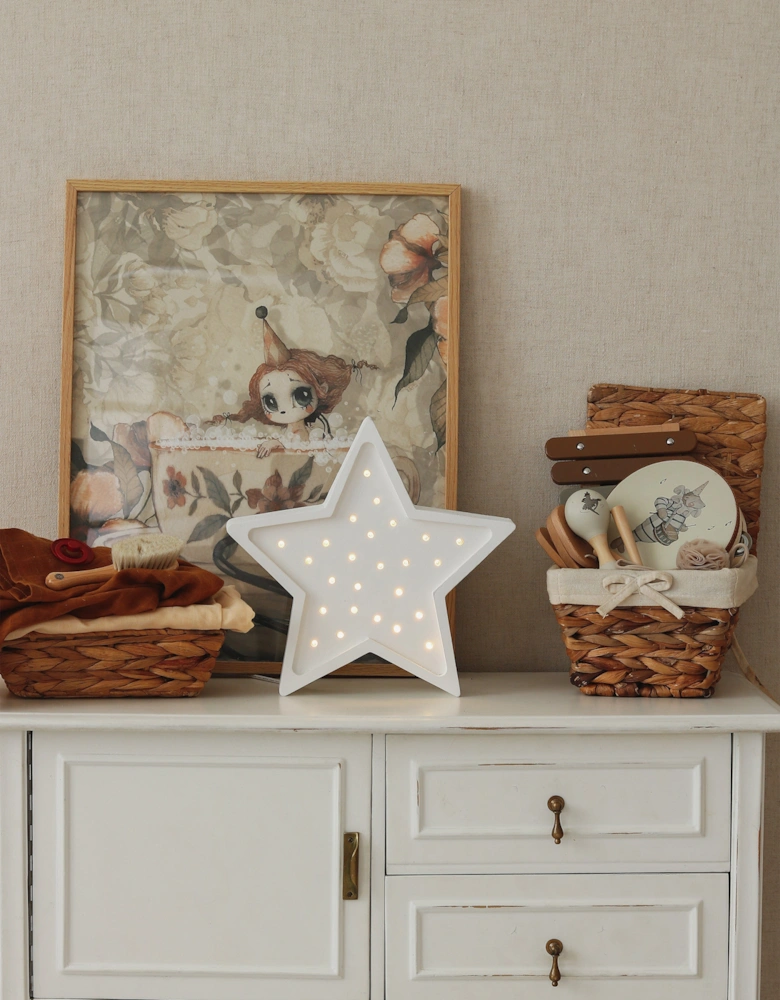 Star Lamp in White (29×29x5.5 cm)