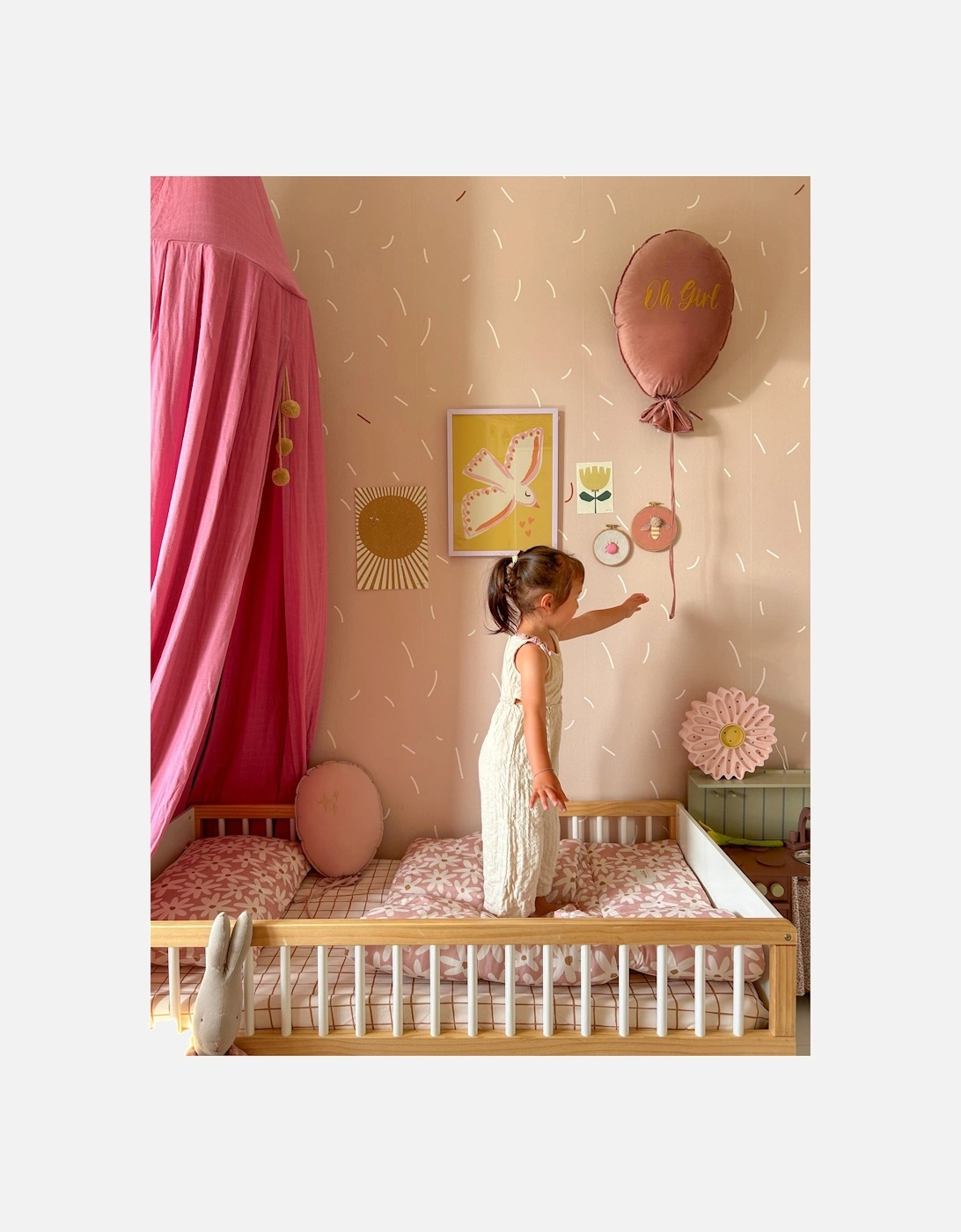 Daisy Lamp in Pink (26.5x26.6x5.5cm)