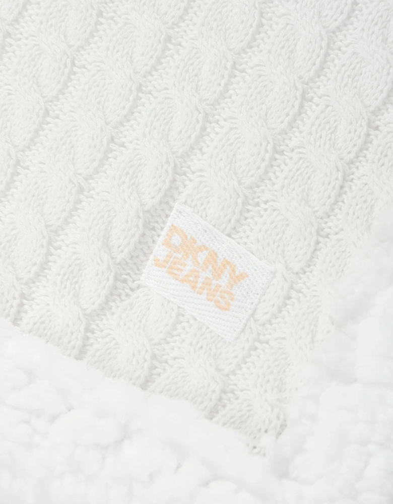 Baby Sherpa Fleece Blanket in White (90cm)