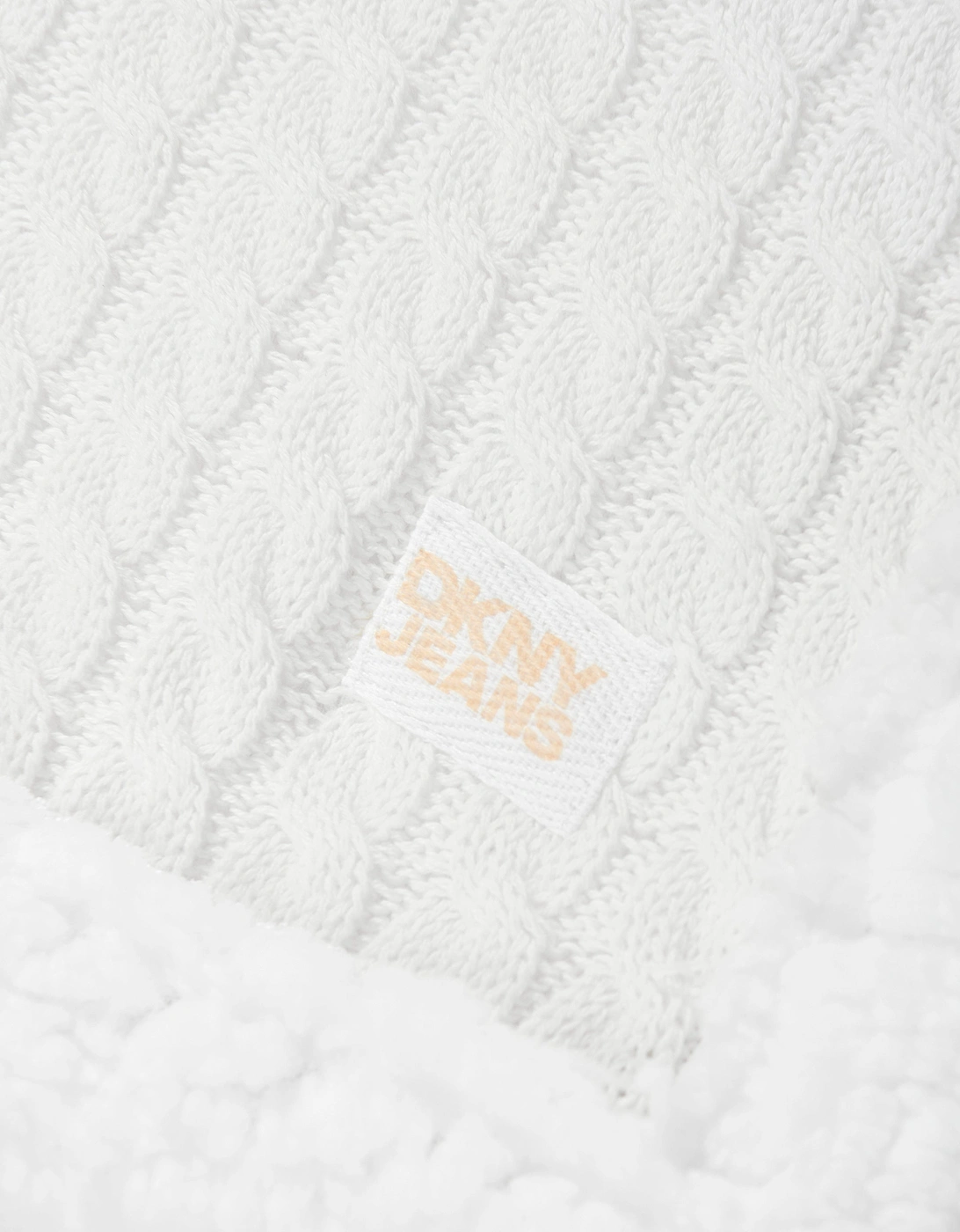 Baby Sherpa Fleece Blanket in White (90cm)