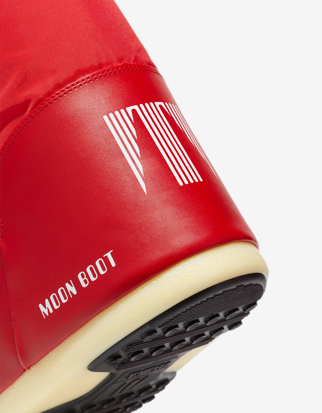 Moon Boot Girls Icon Boots in Red
