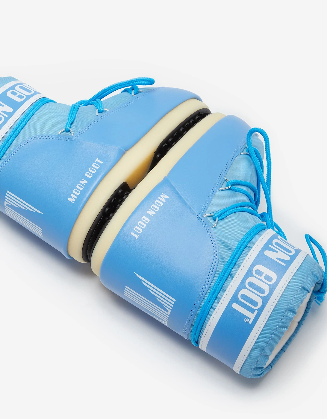 Moon Boot Boys Icon Low Boots in Blue