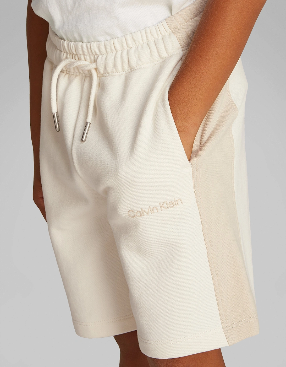 Boys Colourblock Relaxed Shorts in Ivory
