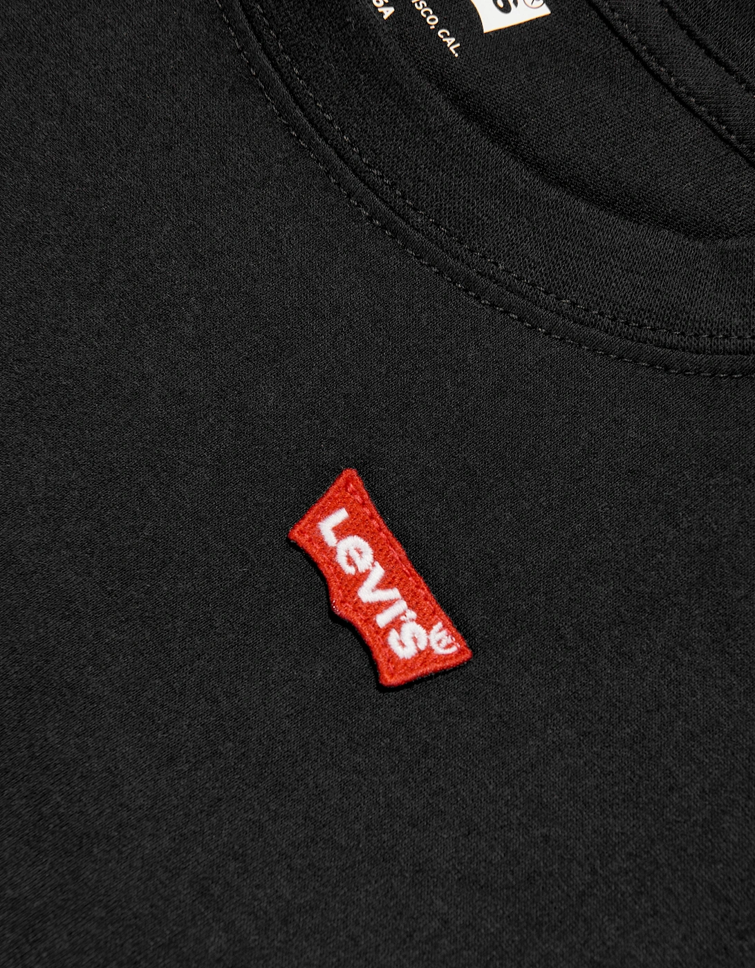 Boys Batwing Chest Logo T-Shirt in Black