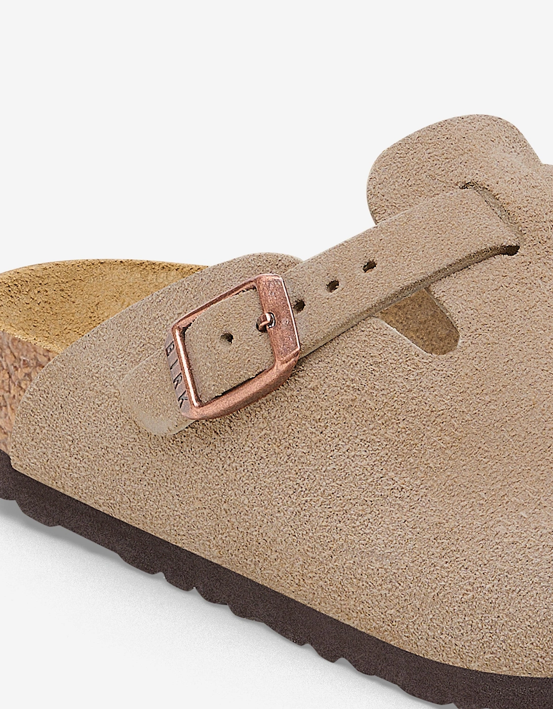 BIRKENSTOCK Kids Boston Clog Sandals in Beige
