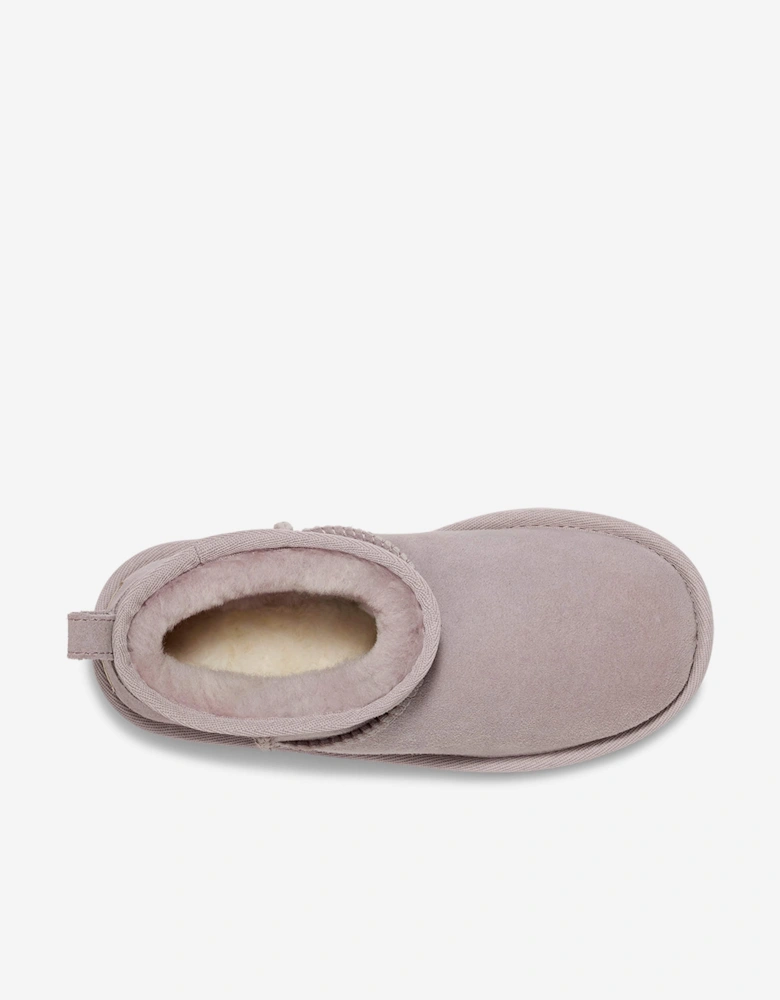 Girls Classic Ultra Mini Boots in Purple