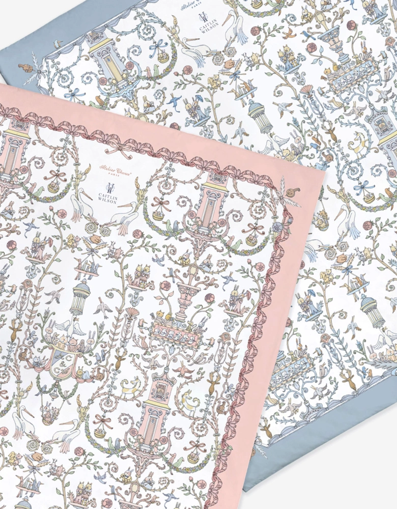 Baby  Toile De Jouy & Caitlin Wilson Reversible Quilt in Multicolour (130cm)