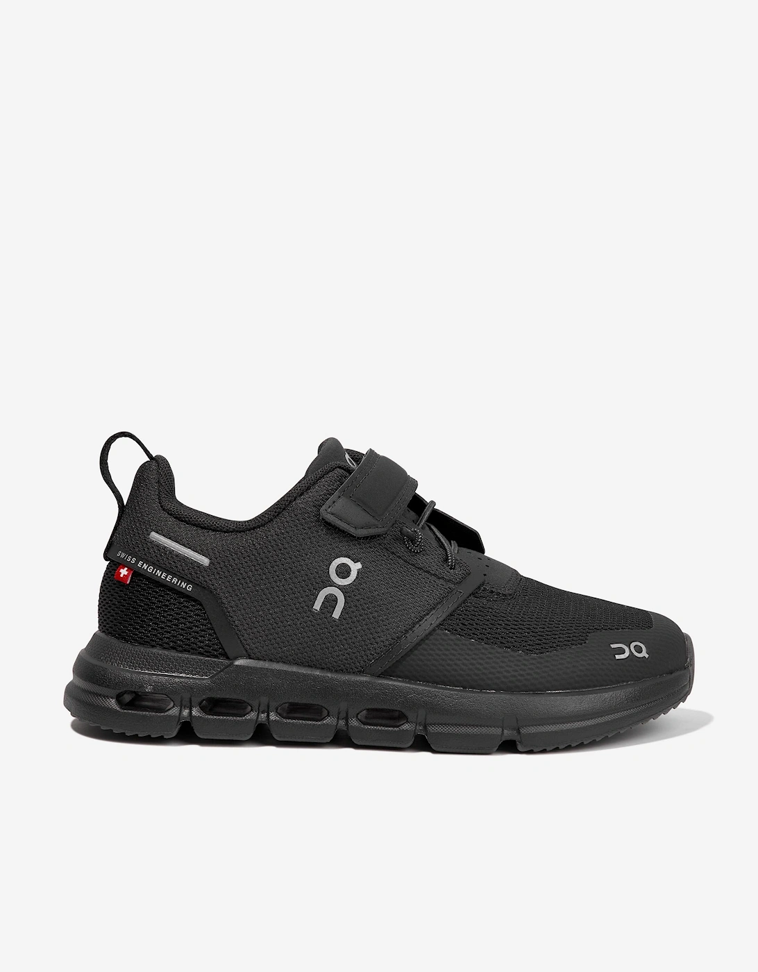 On Running Kids Cloud Play Trainers in Black - Size: EU 35 uk 2.5 us 3