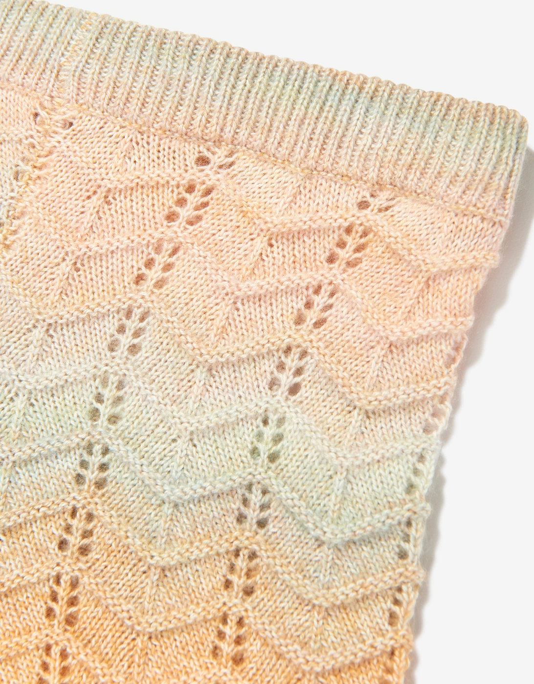 Girls Tallow Chevron Knit Shorts in Multicolour