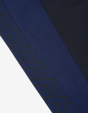 Thumbnail 4 of 4