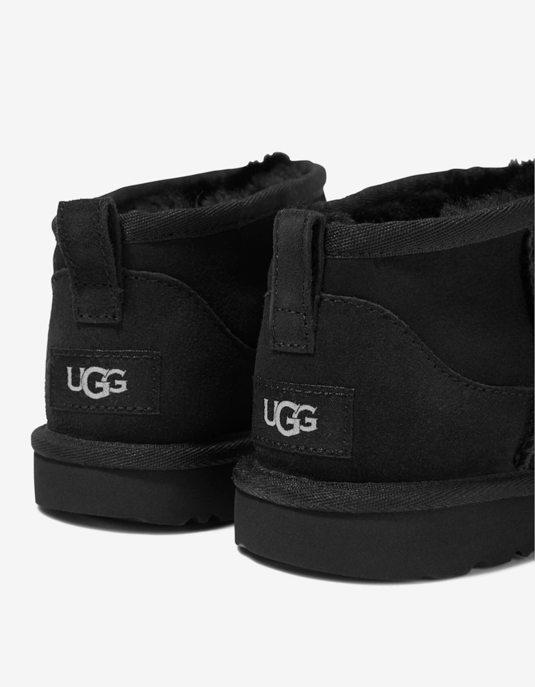 Kids Classic Ultra Mini Boots in Black