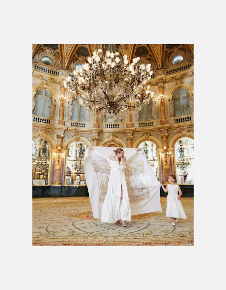 Baby Girls Grand Carousel Blanket in White (200cm)