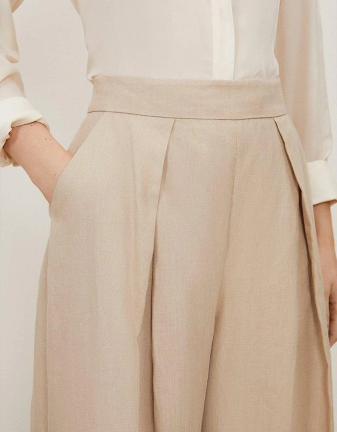 Premium Linen Tailored Pleated Wide Leg Trousers