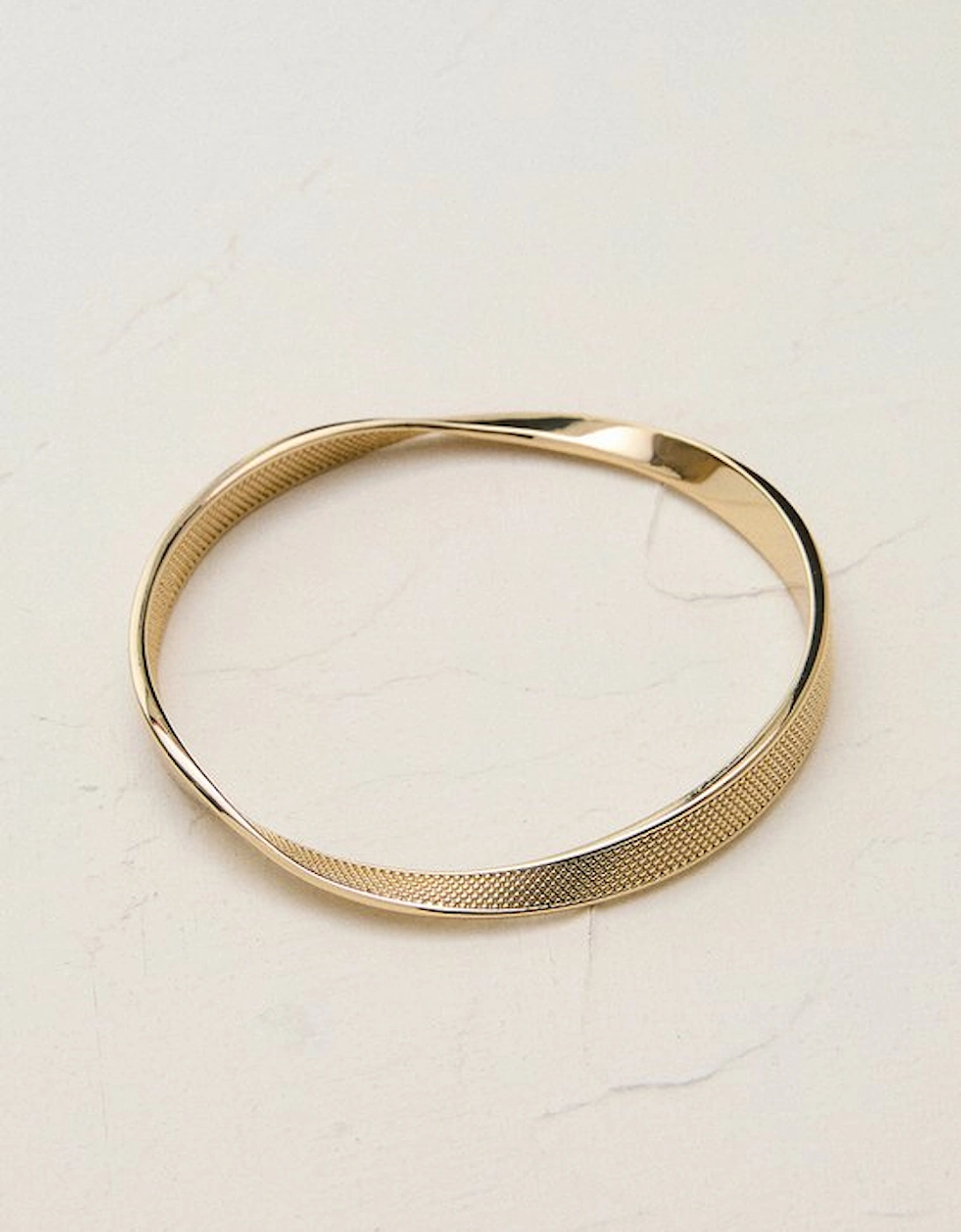 14kt Gold Plated Textured Twist Narrow Bangle