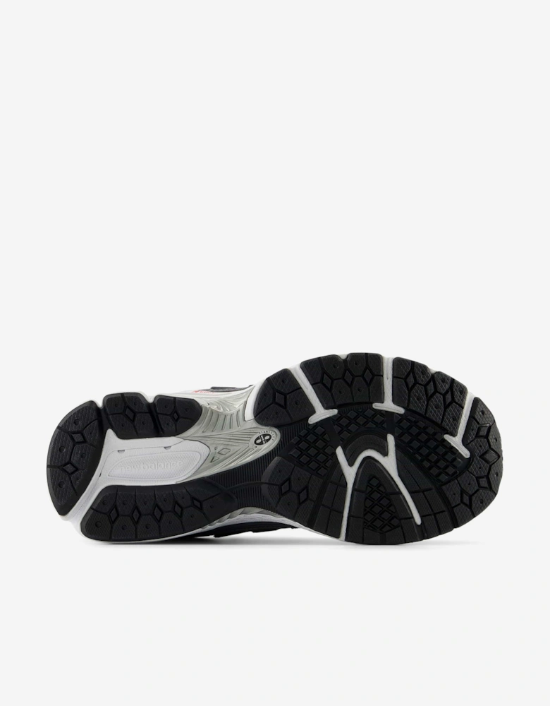 Kids 1906 Trainers in Black
